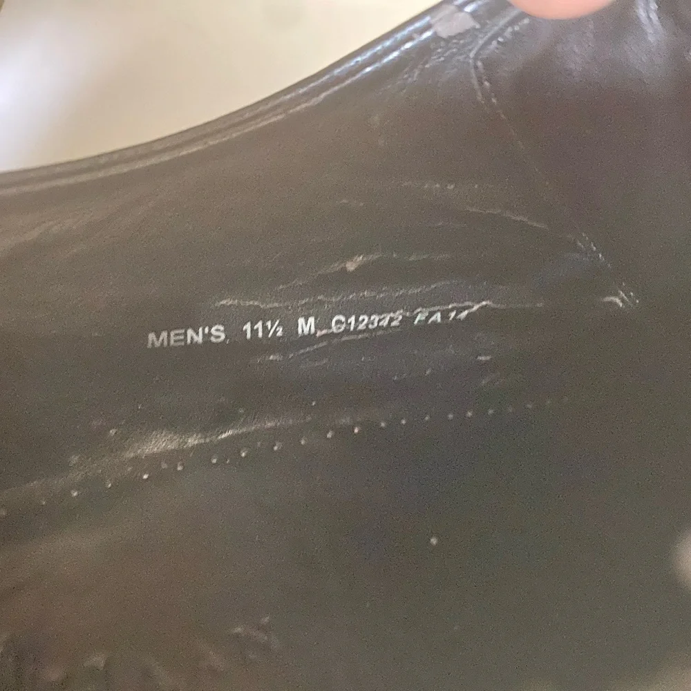 Cole Haan men lace